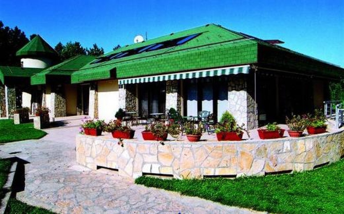 Indoor swimming pool in Devojački Bunar 3